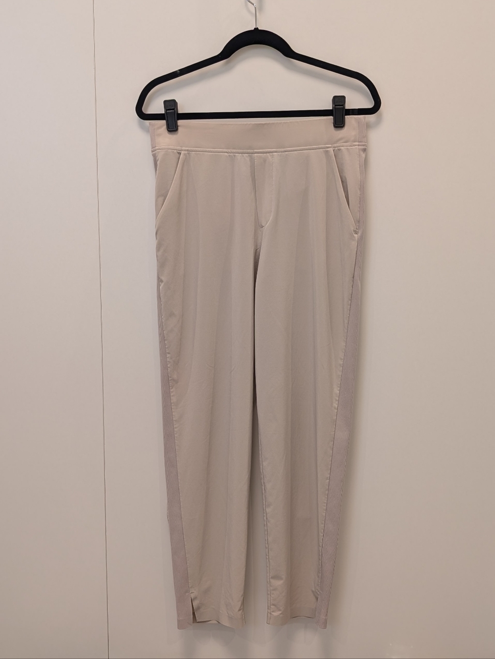 Athleta Light Beige Dress Pants